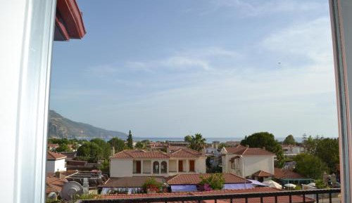 Deluxe Suite with Sea View