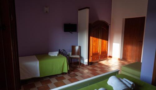 Deluxe Triple Room