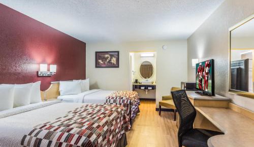 Deluxe Double Room with Two Double Beds - Non-Smoking