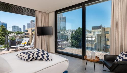 Four Bedroom Penthouse with Big Terrace