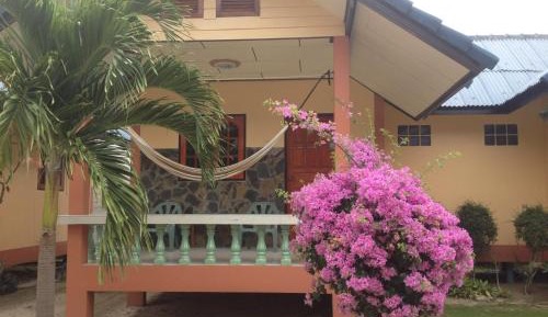 Bungalow (3 Adults)