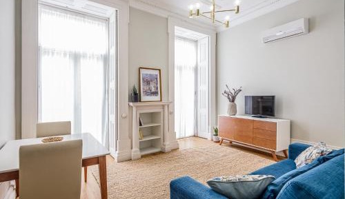 Apartment with French Balcony ( 3 Floor)
