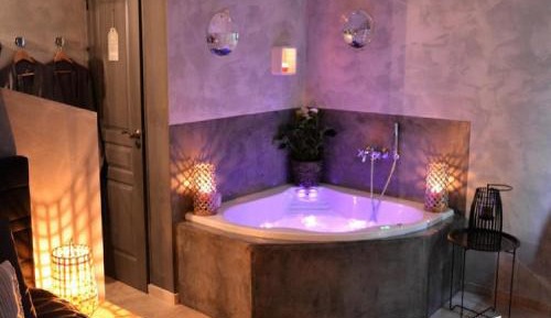 Double Room with Spa Bath