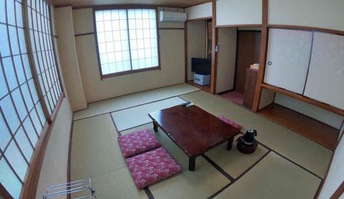 Japanese-Style Quadruple Room