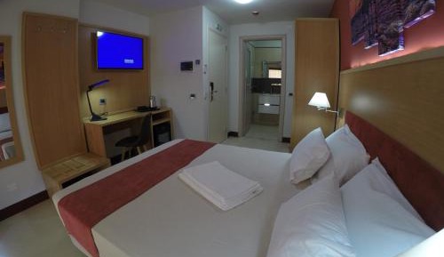 Double Room with Mountain View