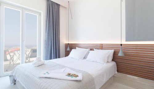 Deluxe Suite with Sea View