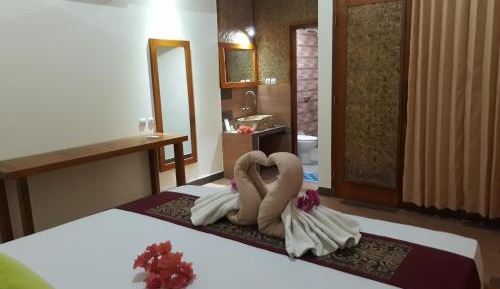 Deluxe Double Room with Garden View