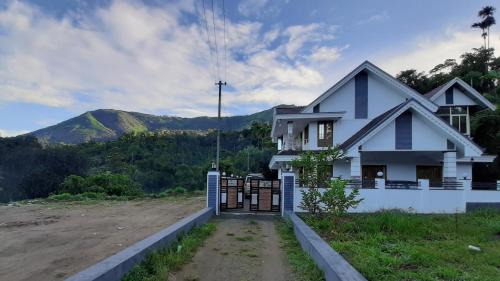 Deluxe Villa - For Indian Nationals Only 