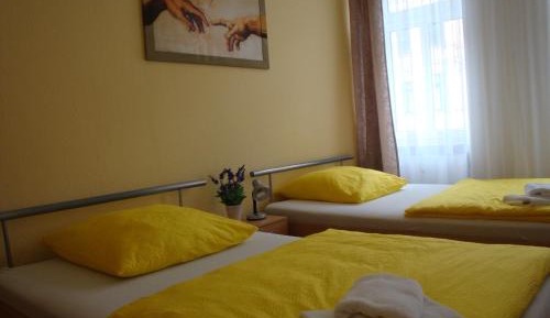 Apartment (4 Adults)