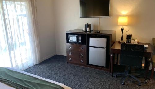 Queen Room - Disability Access