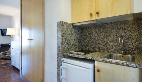 Studio with Side Sea View (1-2 Adults)