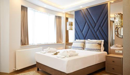 Connecting Two-Bedroom Apartments with City View