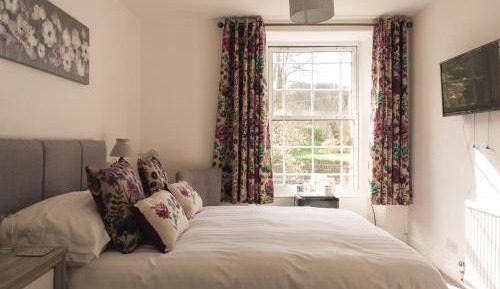 Deluxe Double Room with Bath