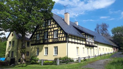 Six-Bedroom House