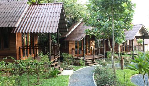 Standard Double Room with Garden View