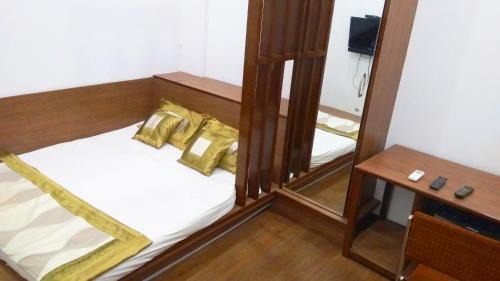Superior Ac Double Room with Shared bathroom