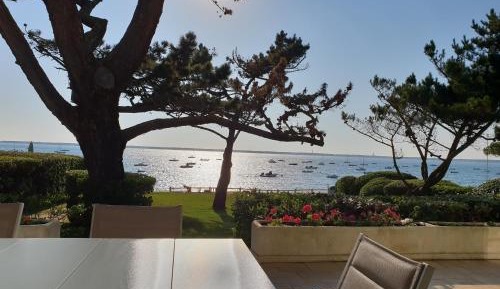 Villa with Sea View