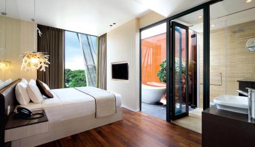 Premier One-Bedroom Apartment