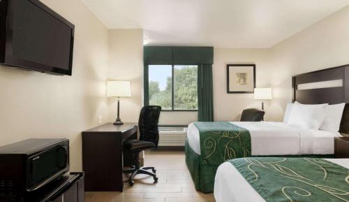 Deluxe Double Room - Mobility Access/Non-Smoking