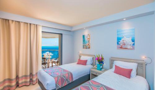 Honeymoon Room