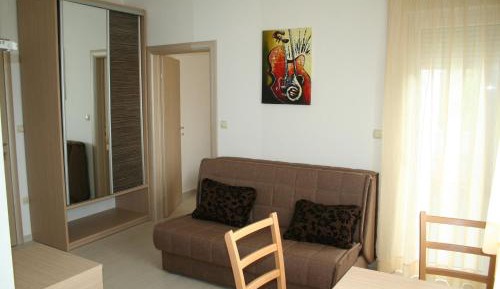 Family Studio