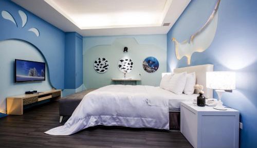 Double Room with Garage- Check in after 20:00 on Weekend