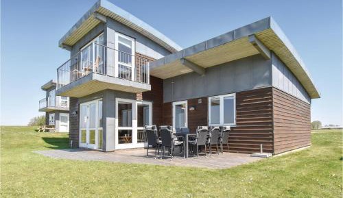 Four-Bedroom Holiday Home