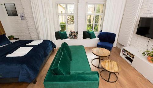 Studio Apartment