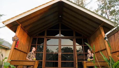 Bungalow Double with Pool View