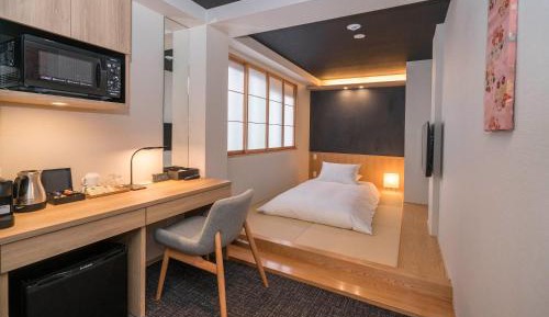 Japanese-Style Room
