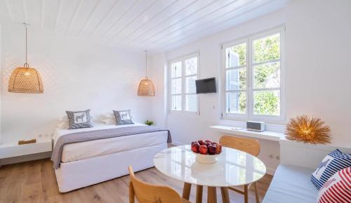 Junior Suite with Garden View