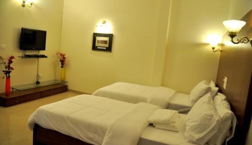 Executive Twin Room with Lake View