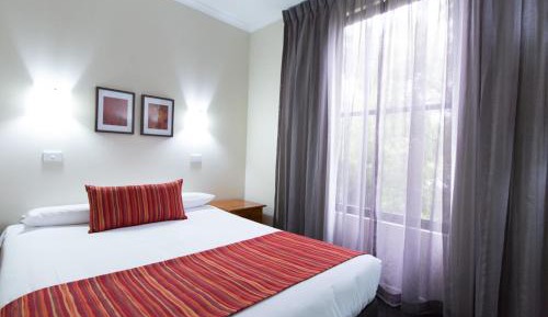 Standard Queen Room