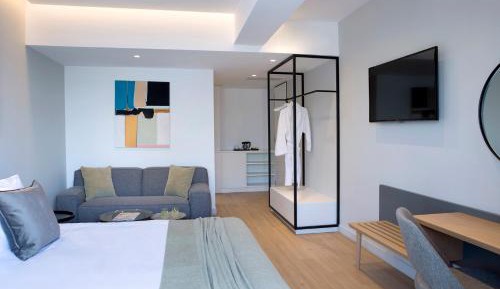 Large Double Room