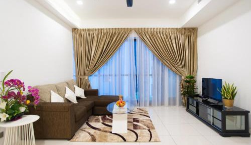 Apartment with Garden View
