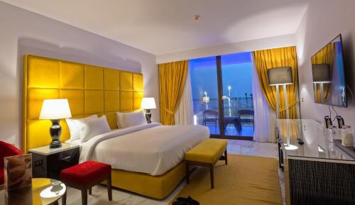 King Room with Sea View- Egyptians and Residents Only