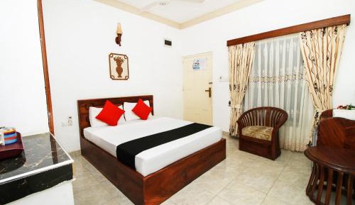 Double Room with Pool View