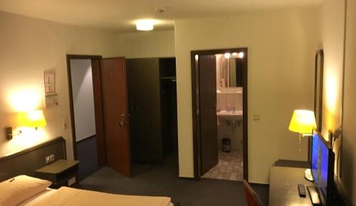 Deluxe Double Room with Shower