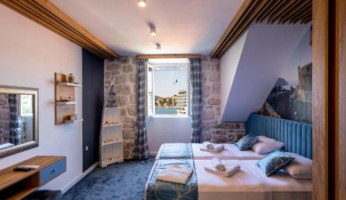 Studio Apartment with Sea View