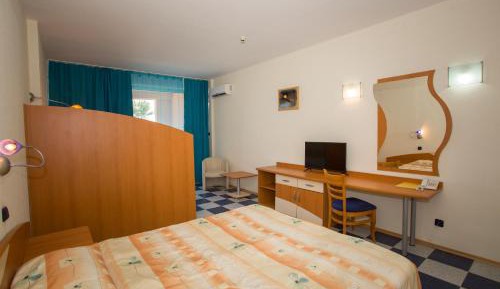 Studio with Sea View