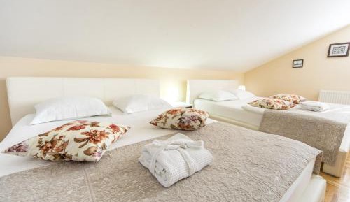 Two-Bedroom Apartment with Sauna