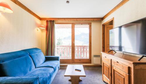 Select Two-Bedroom Apartment (6 People)