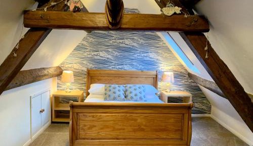 Double Room with Private External Bathroom
