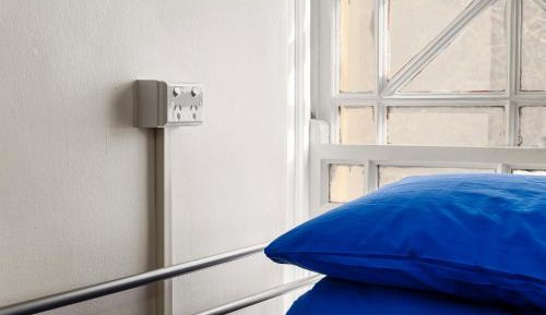 Bed in 4-Bed Mixed Dormitory Room with Shared Bathroom