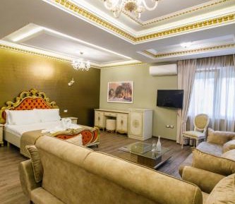 Superior Suite