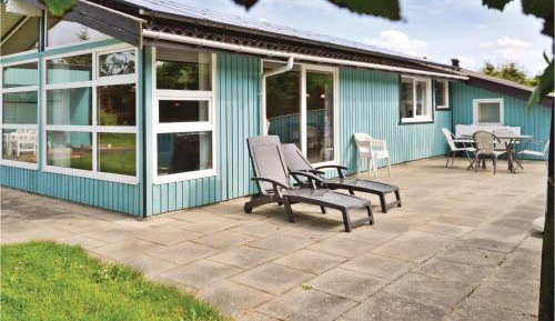 Three-Bedroom Holiday Home 