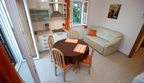 Apartment 3