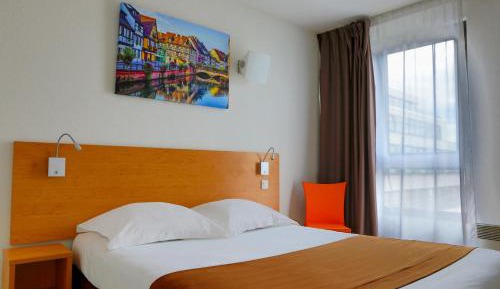 Double Bed Studio