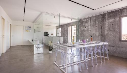 Two-Bedroom Apartment with Harbor View