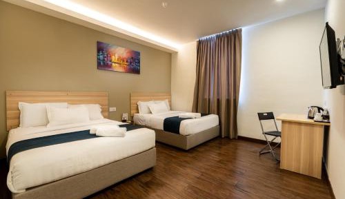 Deluxe Family Room
